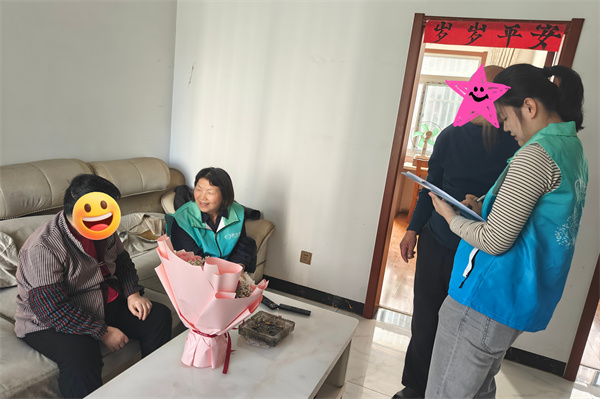 温情入户暖人心，母亲节慰问传关爱——阳光心健联合瑶海社区开展精康项目入户走访活动