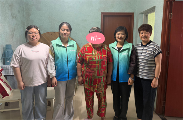 阳光心健开展精康入户走访，消暑送清凉，关爱暖人心