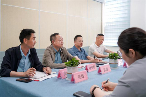 政企交流促发展——瑶海社区“访企入村”走进阳光心健，共探心理健康服务新路径