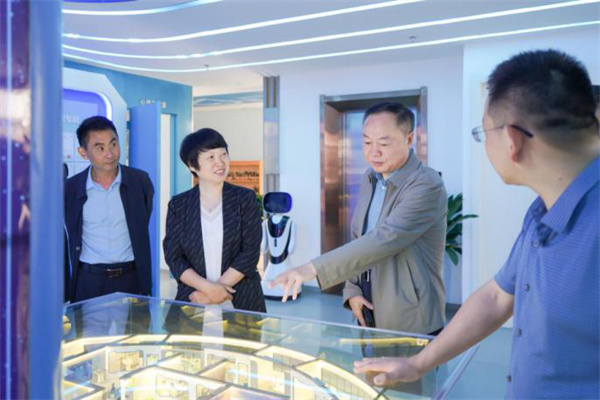 政企交流促发展——瑶海社区“访企入村”走进阳光心健，共探心理健康服务新路径