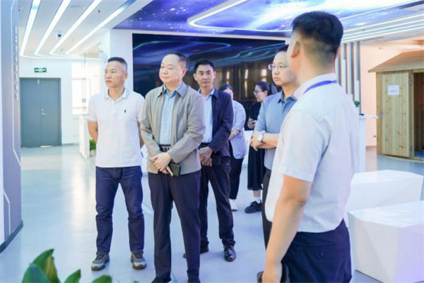 政企交流促发展——瑶海社区“访企入村”走进阳光心健，共探心理健康服务新路径