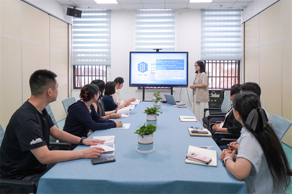 深化校企合作，安徽城市管理职业学院领导莅临阳光心健参观洽谈