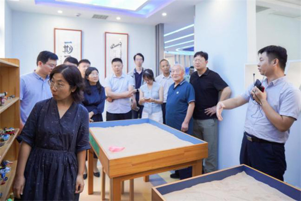 凝心聚力共话心理健康——民盟、民建、致公党代表莅临阳光心健调研交流