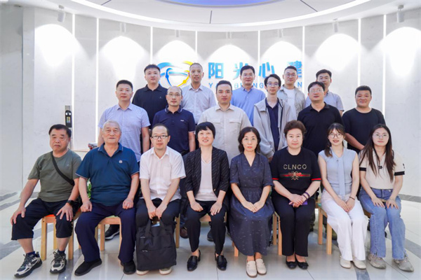 凝心聚力共话心理健康——民盟、民建、致公党代表莅临阳光心健调研交流